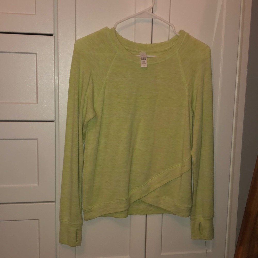 Long sleeve Athleta Girl tee